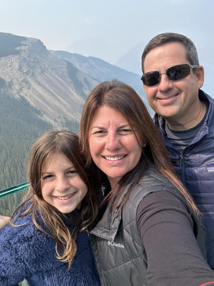 Dr. Guthrie-family-mountains Dentist family smiling